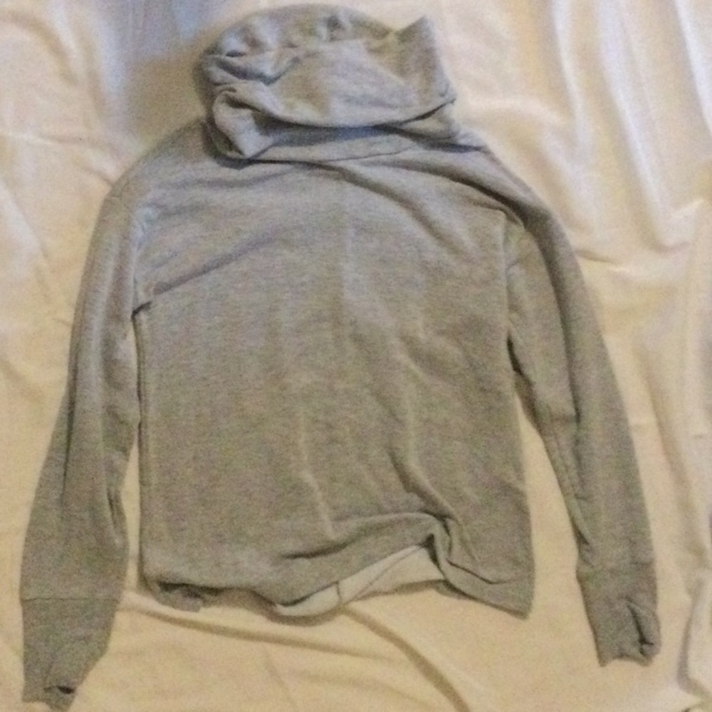 Girl’s Athleta Gray Turtleneck